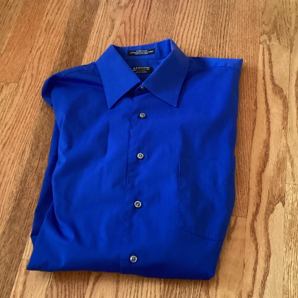 Arrow Men's Vibrant Blue Dress Shirt